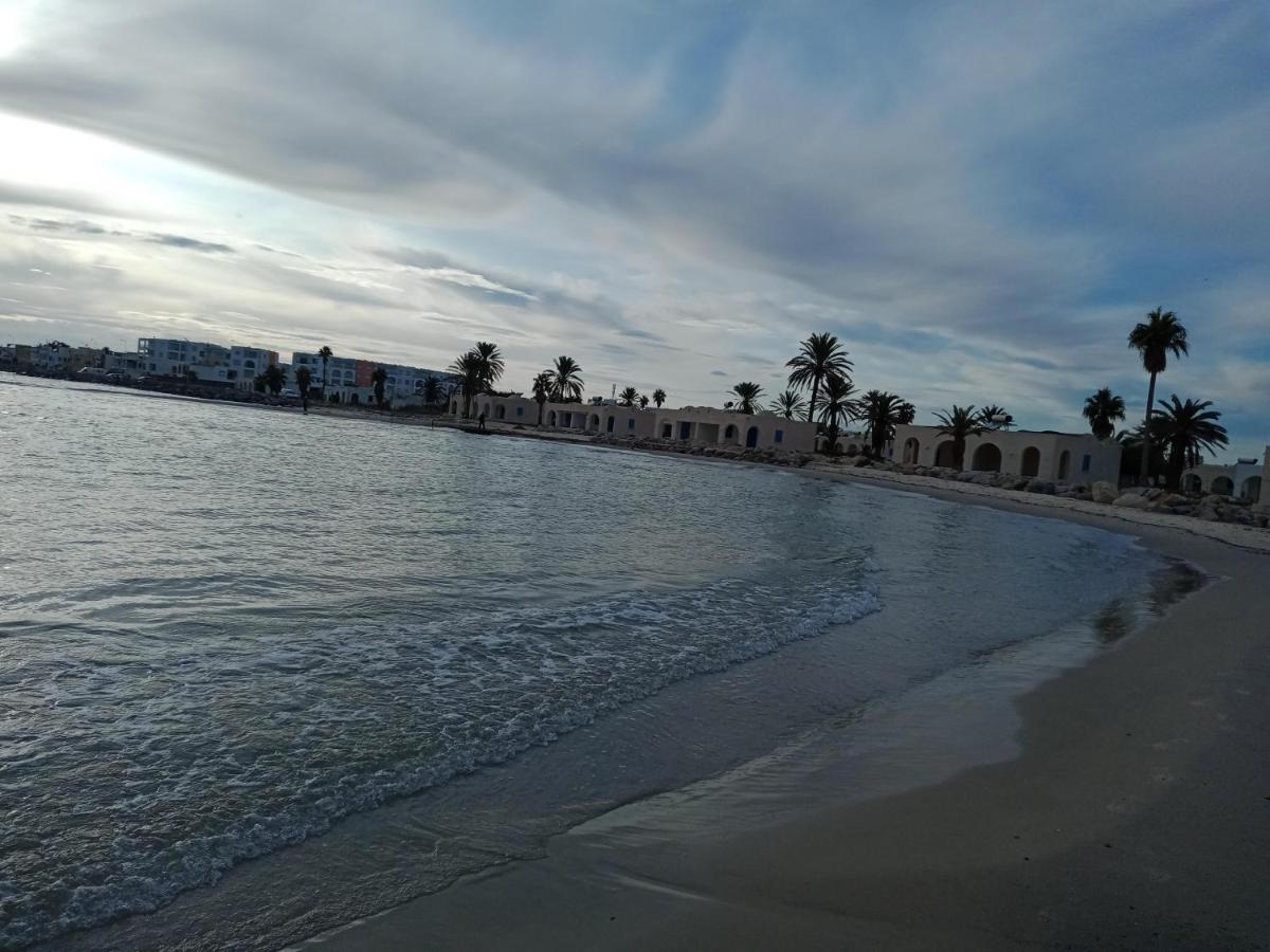 Appartements De Luxe Pres De La Mer Nabil Dış mekan fotoğraf